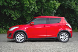 The Swift 4X4 comes with a fully automatic and permanent 4-wheel drive system that transfers additional torque to the rear wheels when necessary through a viscous coupling. 